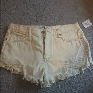 Women's Cream Denim Shorts
